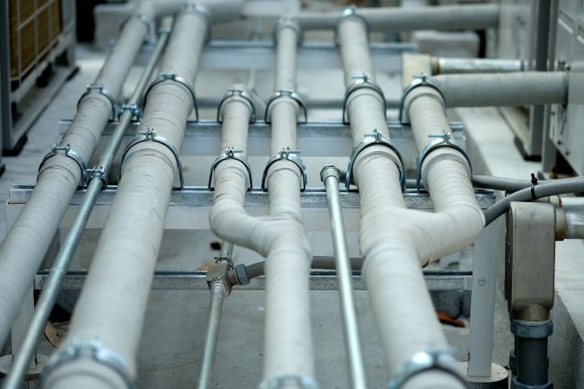 How-Do-Chillers-And-Cooling-Towers-Work How-Do-Chillers-And-Cooling-Towers-Work